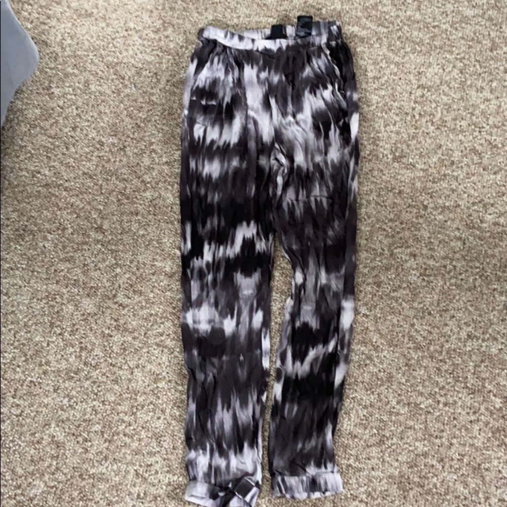 H&M patterned pants